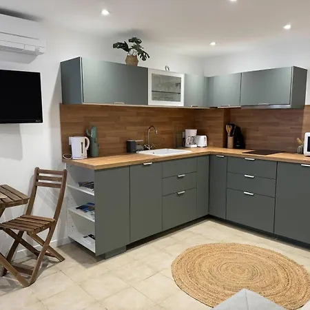 Le Levant Au Lavandou Apartamento