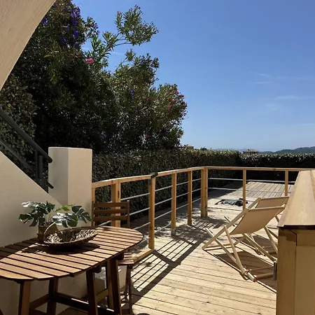 Le Levant Au Lavandou